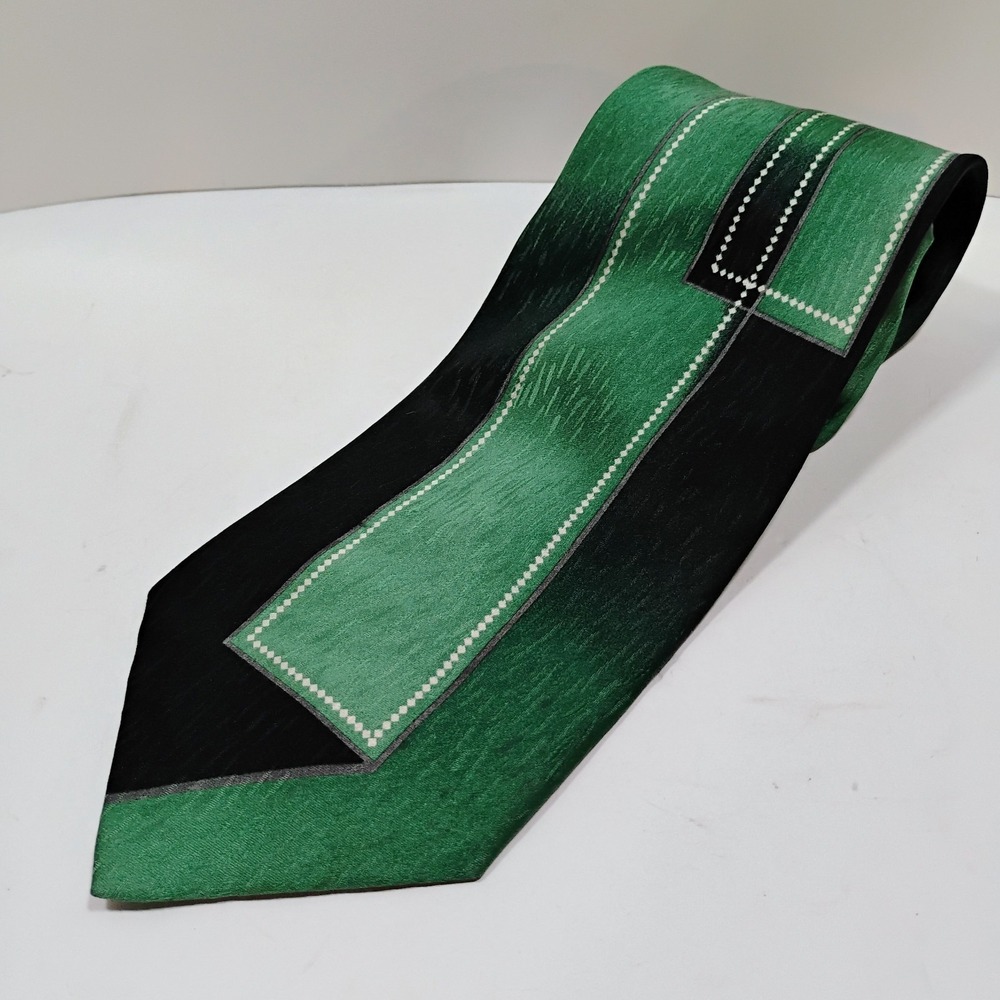 Irvine Park Men's Neck Tie Green Black Geometric 100% Silk Handmade China